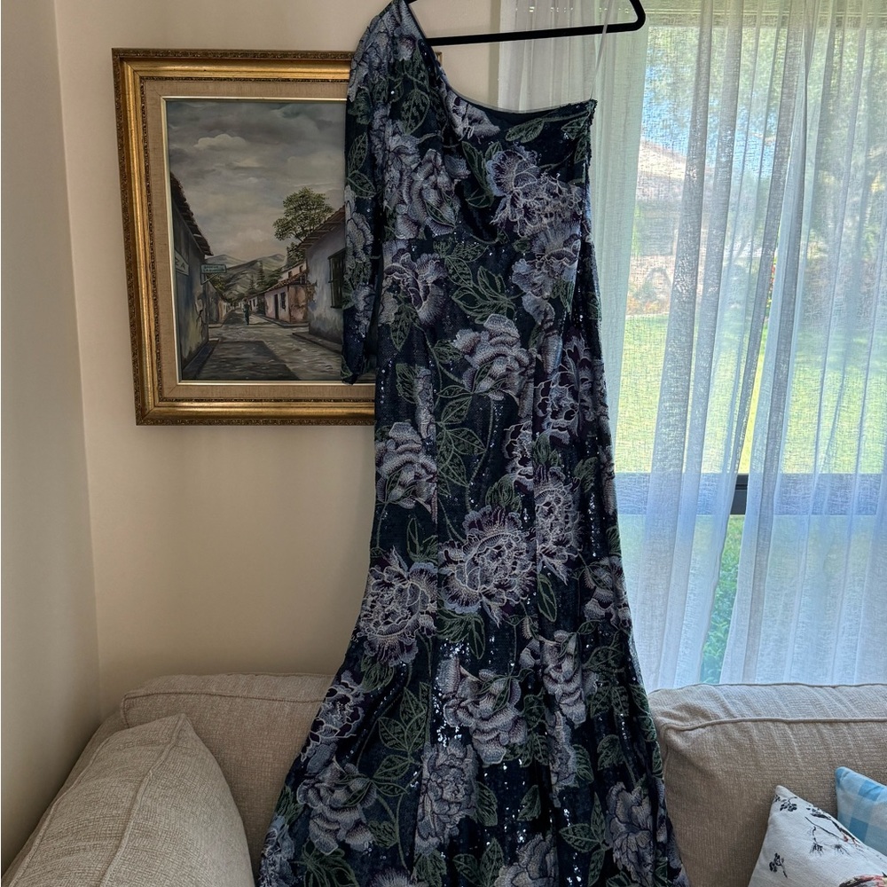 Embroidered Floral One-Shoulder Dress (sequins)